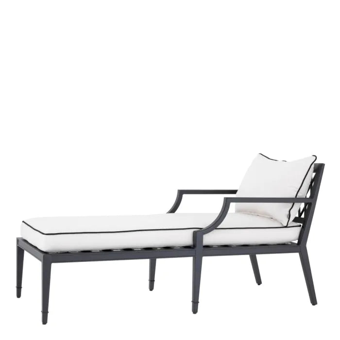 White lounge chair | Eichholtz Bella Vista