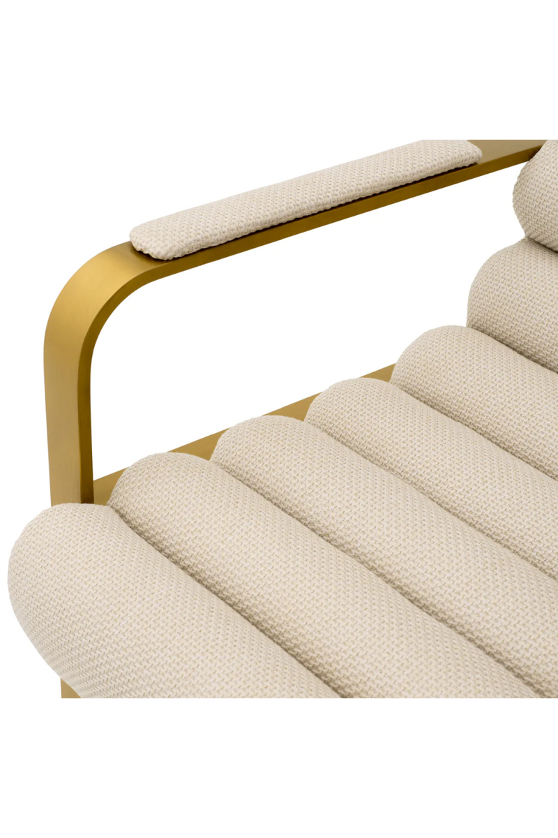 Chaise de comptoir en laiton brossé et en tissu sable | Eichholtz Olsen | Meubleluxe.fr