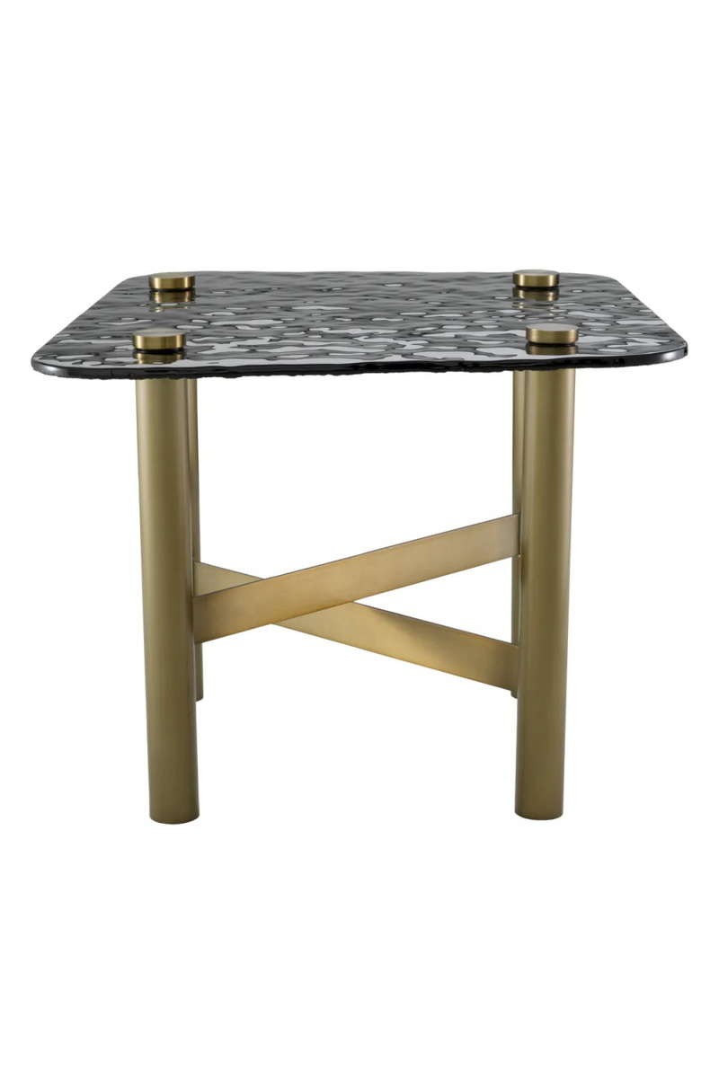 Table d'appoint en cristal fumé texturé et laiton brossé | Eichholtz Cortes | meubleluxe.fr