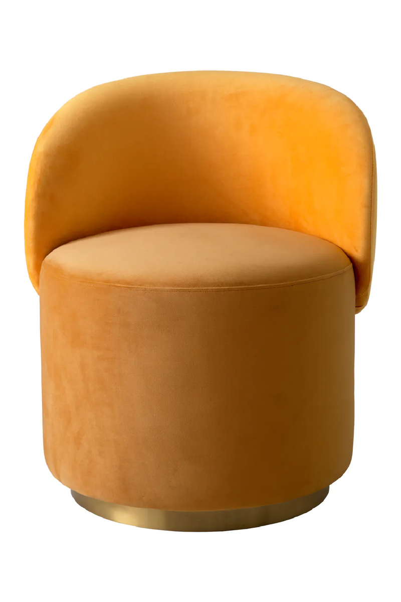 Chaise basse pivotante en velours jaune Roche | Eichholtz Greer | Meubleluxe.fr