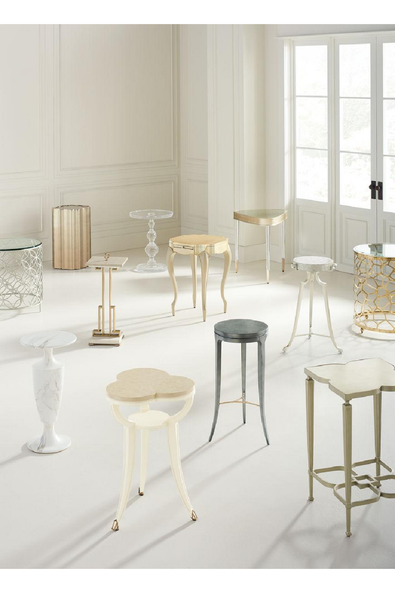 Table d'appoint en bois ivoire | Caracole Tippy | Meubleluxe.fr
