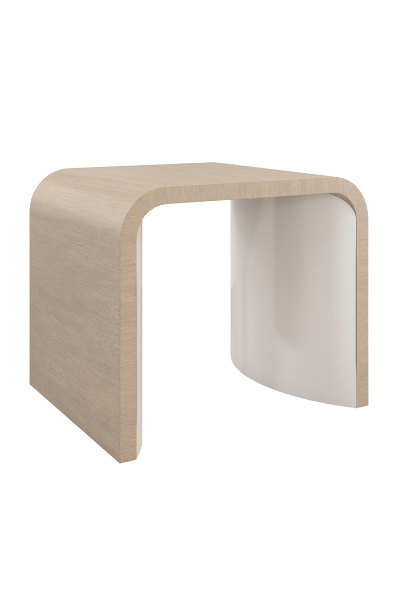 Table d'appoint incurvée en bois de chêne clair | Caracole Movement | Meubleluxe.fr