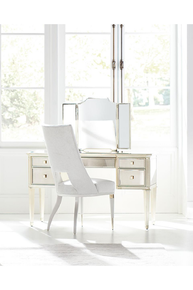 Chaise de salle à manger en tissu blanc écru | Caracole Honour | Meubleluxe.fr