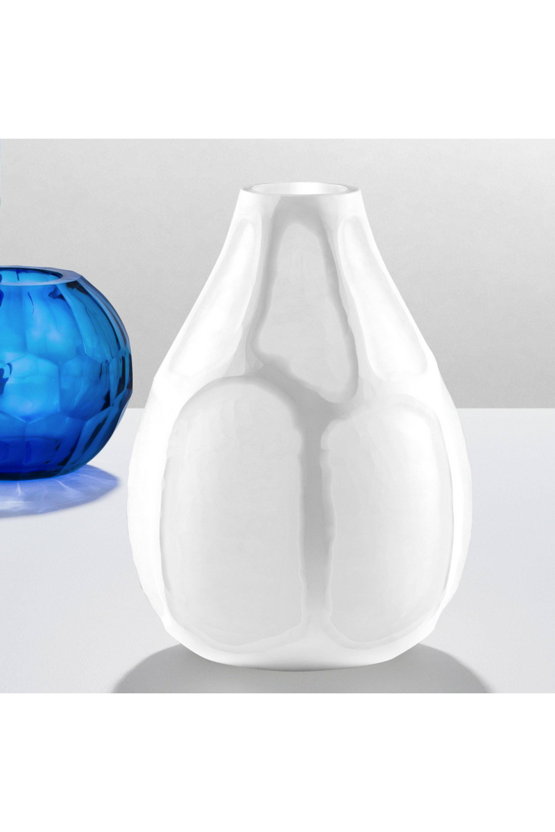 Vase en verre blanc | Eichholtz Saree | Meubleluxe.fr