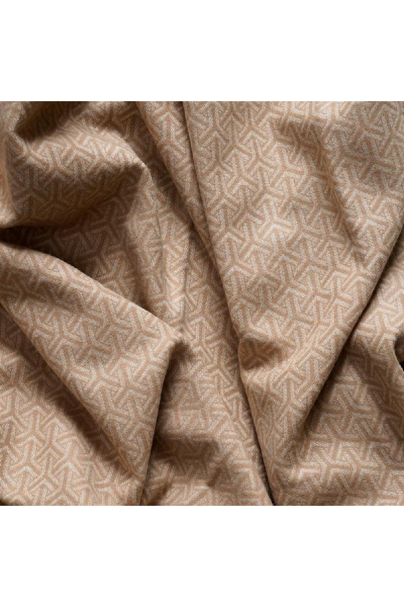 Plaid géométrique en laine et cachemire beige | Andrew Martin Monte | Meubleluxe.fr