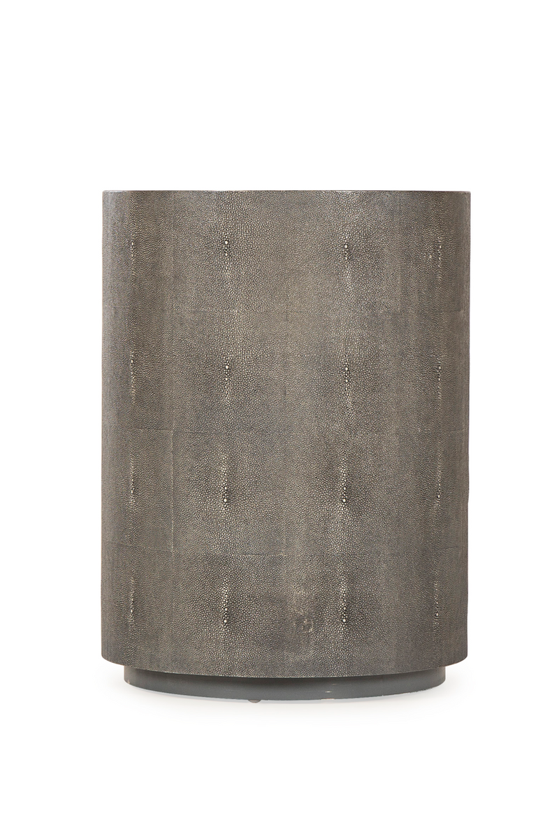 Table d'appoint cylindrique en galuchat gris | Andrew Martin Braden L | Meubleluxe.fr
