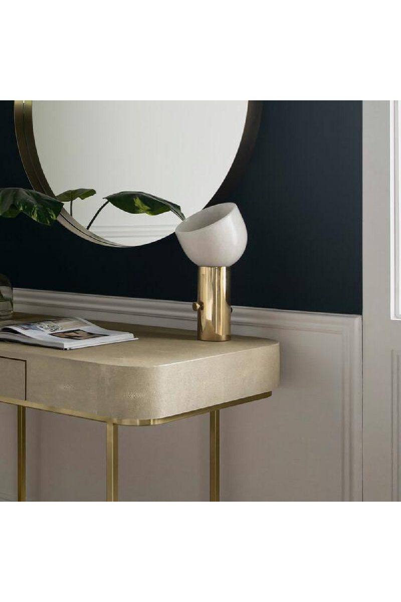 Lampe de table en forme de bol en marbre | Andrew Martin Scoop | Meubleluxe.fr