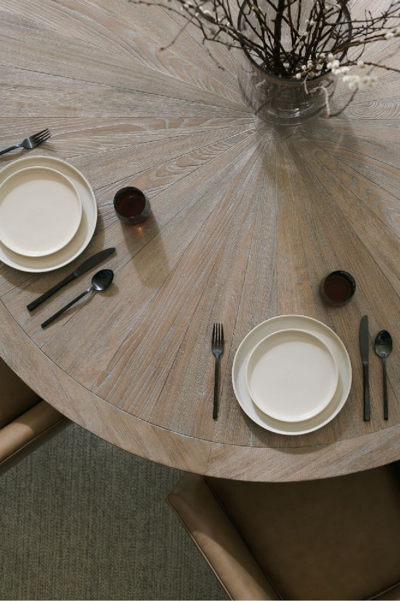 Table de salle à manger ronde en bois de frêne | Caracole 54 | Meubleluxe.fr