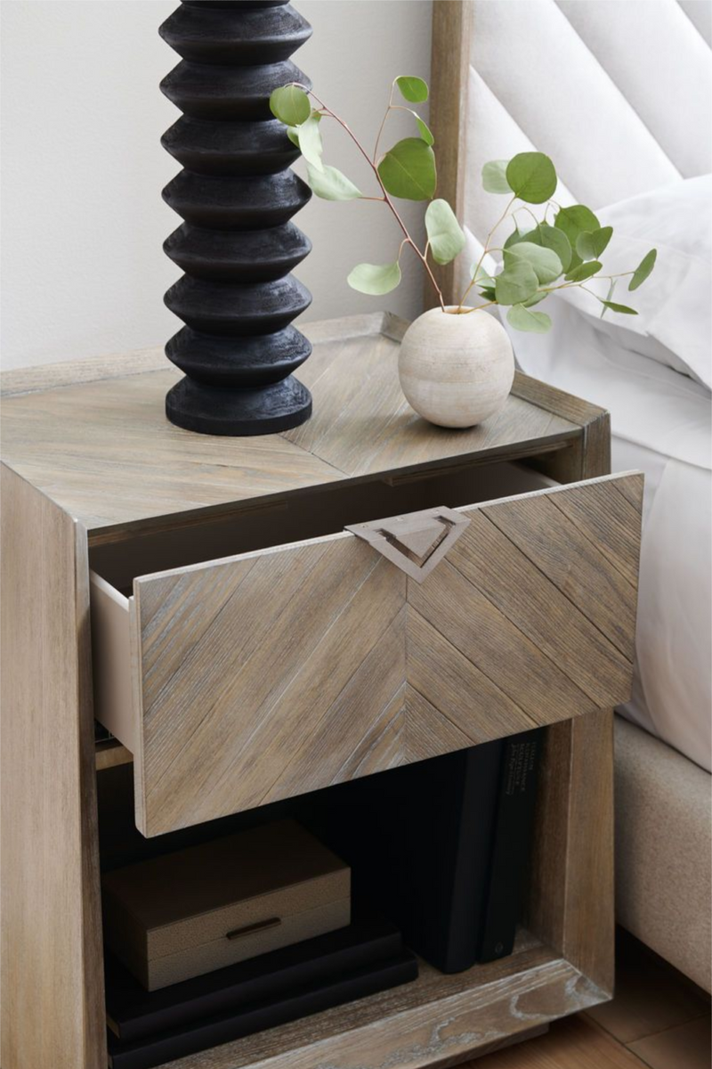 Table de chevet en bois de frêne | Caracole Natural | Meubleluxe.fr