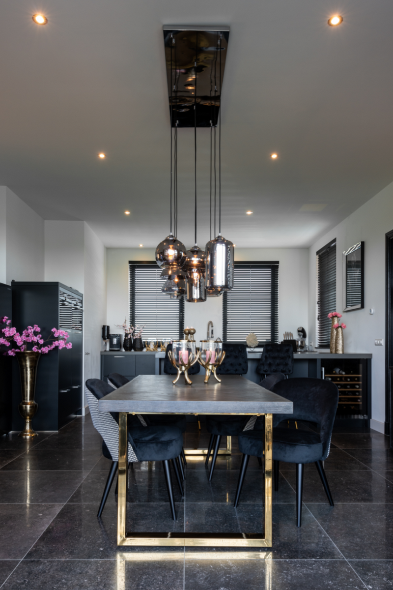 Tabouret de bar d'appoint noir velours or | Richmond Imani | Meubleluxe.fr